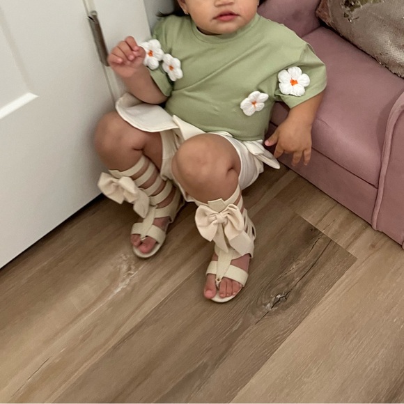 Joyfolie Alexa Gladiator Sandals/Boots in Gardenia 6 Toddler GUC - Picture 7 of 7